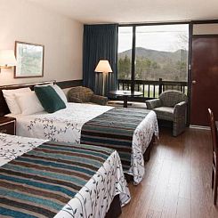 Highland Manor Inn