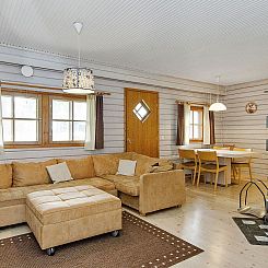 Vakantiehuis Kulta-käkönen 3 by bomba