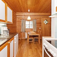 Vakantiehuis Kulta-käkönen 10 by bomba