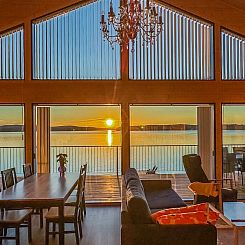 Vakantiehuis Lakeside villa