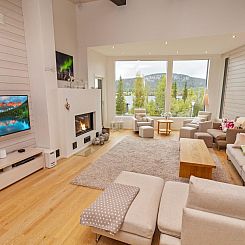 Vakantiehuis Holy lake chalet a