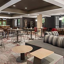 Courtyard by Marriott Dayton North