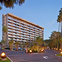 Hotel La Jolla, Curio Collection by Hilton