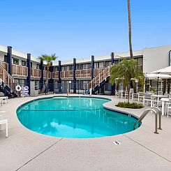 Sea Harbor Hotel - San Diego