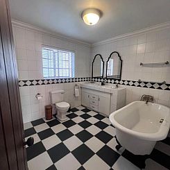 Mont d'Or Bohemian House