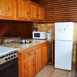 Log Cabin & Settlers Village