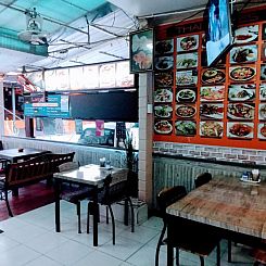 Living Room Guesthouse & Cafe Bar