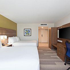 Holiday Inn Express Hotel & Suites Pasadena-Colorado Bouleva