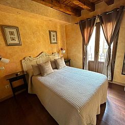Hostal Segovia