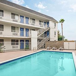 Motel 6-Buena Park, CA - Knotts Berry Farm - Disneyland