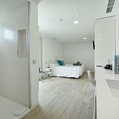 Seven Hotel & Wellness - Gay Men Only