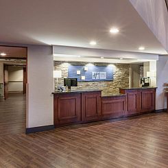 Holiday Inn Express & Suites Carpinteria, an IHG Hotel