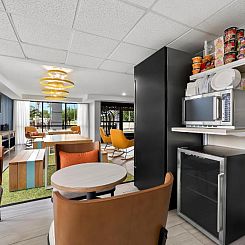 Best Western Plus Cypress Creek