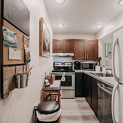 Appartement Eine renovierte 2-stöckige, 1-Schlafzimmer-Eige