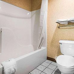 Quality Inn Monee I-57