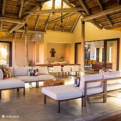 Villa Tall Horse