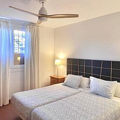 Apartamentos Turísticos La Mundial