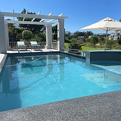 Vakantiehuis in Bos En Dal mit Großer Terrasse