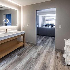 Hilton Dallas/Rockwall Lakefront Hotel