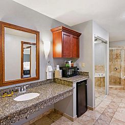 Best Western Plus Weston Inn