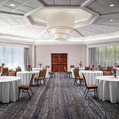 Holiday Inn Express and Suites New Orleans Airport, an IHG H