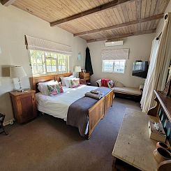 AppleBee Guest Cottage