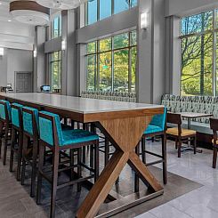 Hampton Inn & Suites Reagan National Airport - Crystal City