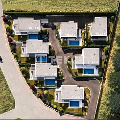 Geschakelde woning in Özlüce