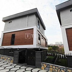 Vrijstaande woning in Başakşehir