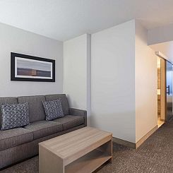 Embassy Suites Baltimore - North/Hunt Valley