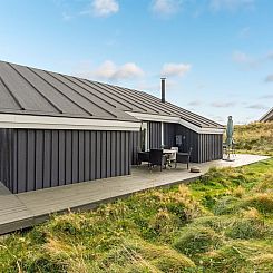 Vakantiehuis "Casandra" - 600m from the sea