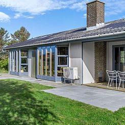 Vakantiehuis "Skoge" - 900m from the sea