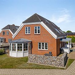 Vakantiehuis "Joonas" - 100m from the sea