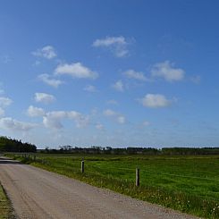 Vakantiehuis "Helline" - 900m from the sea