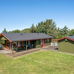 Vakantiehuis "Geertje" - 900m from the sea