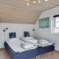 Vakantiehuis "Lavina" - 950m from the sea