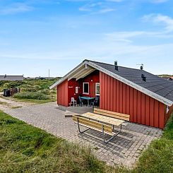 Vakantiehuis "Tuure" -  from the sea