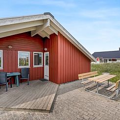 Vakantiehuis "Tuure" -  from the sea