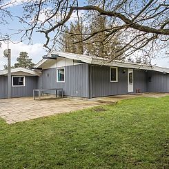 Vakantiehuis "Gunvor" - 1km from the sea