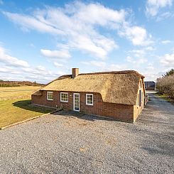 Vakantiehuis "Lemmikki" - 1.5km from the sea