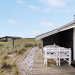Vakantiehuis "Thorgny" -  from the sea