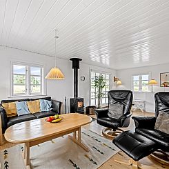 Vakantiehuis "Dortea" - 600m from the sea