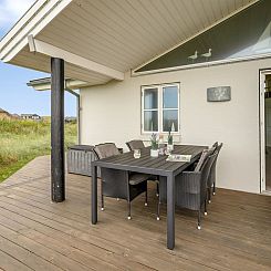 Vakantiehuis "Elfi" - 700m from the sea