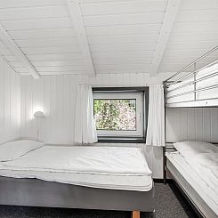 Vakantiehuis "Aage" - 1.7km from the sea