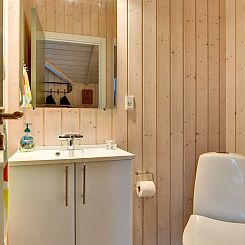 Vakantiehuis "Christan" - 1.2km from the sea