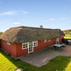Vakantiehuis "Fredger" - 1.8km from the sea
