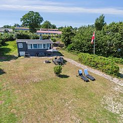 Vakantiehuis "Silke" - 10m from the sea