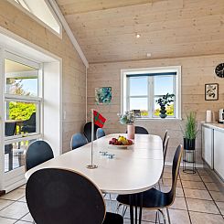 Vakantiehuis "Hjalmar" - 400m from the sea