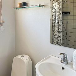 Vakantiehuis "Carlie" - 2.8km from the sea