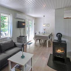 Vakantiehuis "Jale" - 50m from the sea
